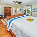 Driftwood Cottage At Seacrest Beach - 1581803