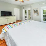 Driftwood Cottage At Seacrest Beach - 1581803